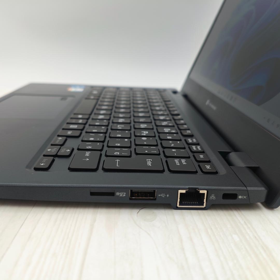 バッテリ優秀☆dynabook G83/KW 16GB/512GB 第12世代③