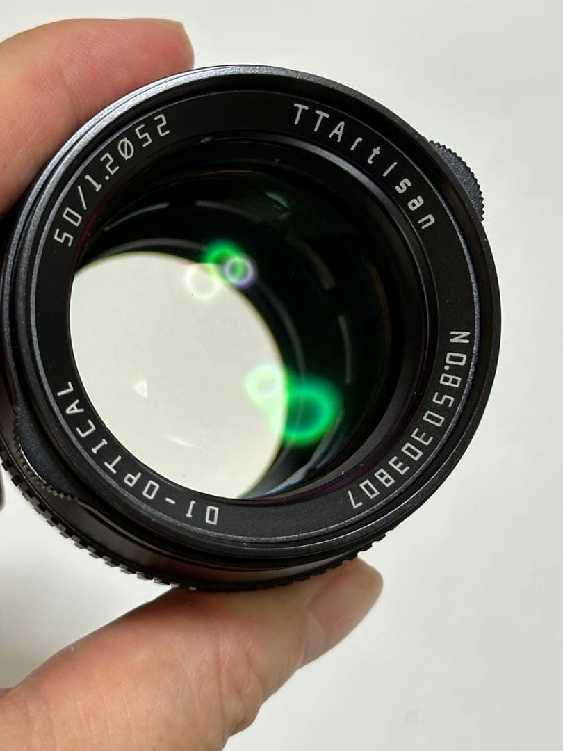 TTArtisan 50mm f/1.2 単焦点レンズ
