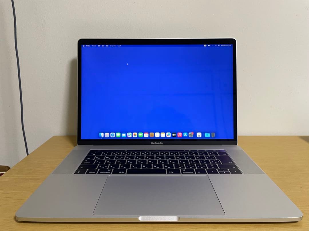 『美品』 MacBook Pro 15インチ 充電回数６回、99%大容量1TB