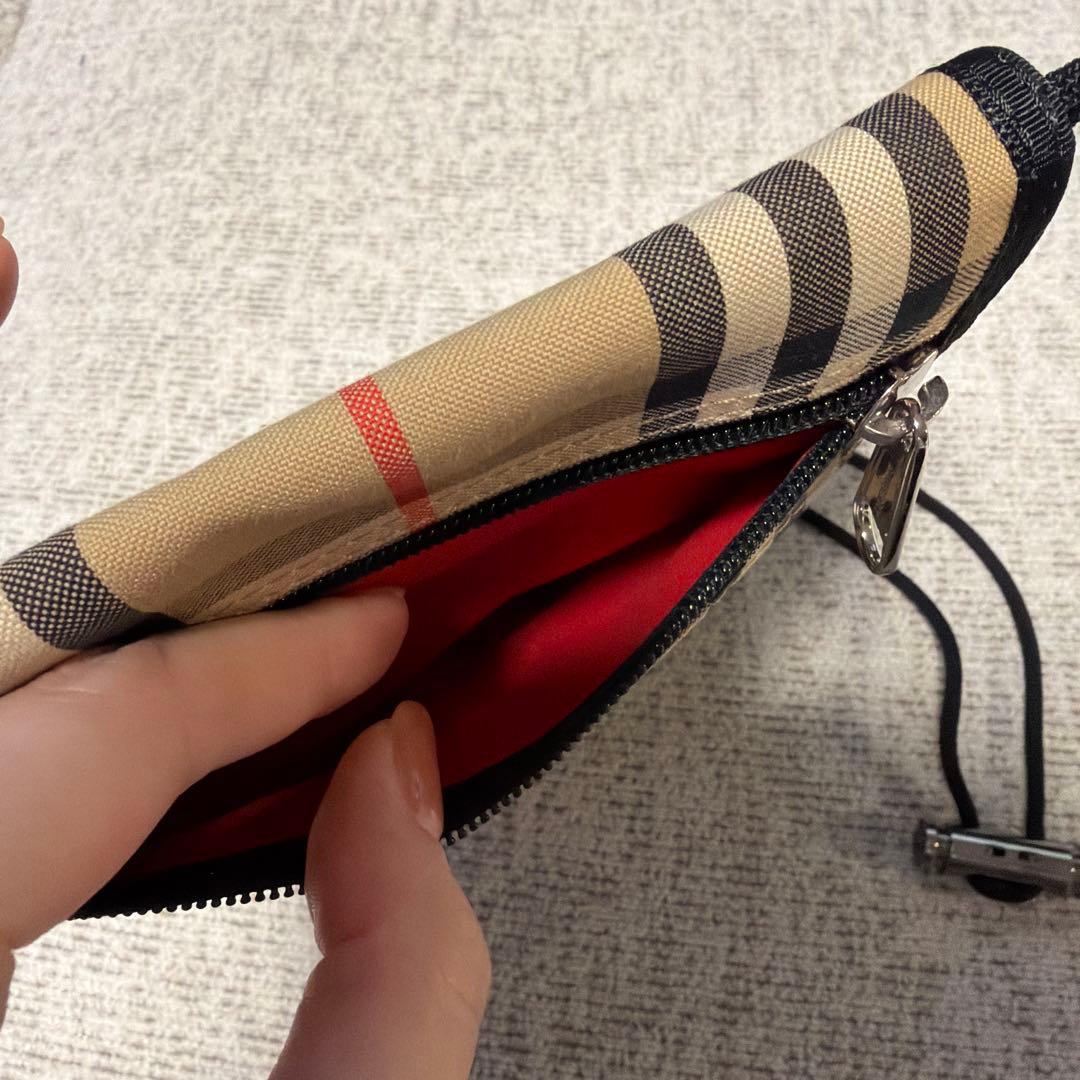 【美品】Burberry サコッシュ