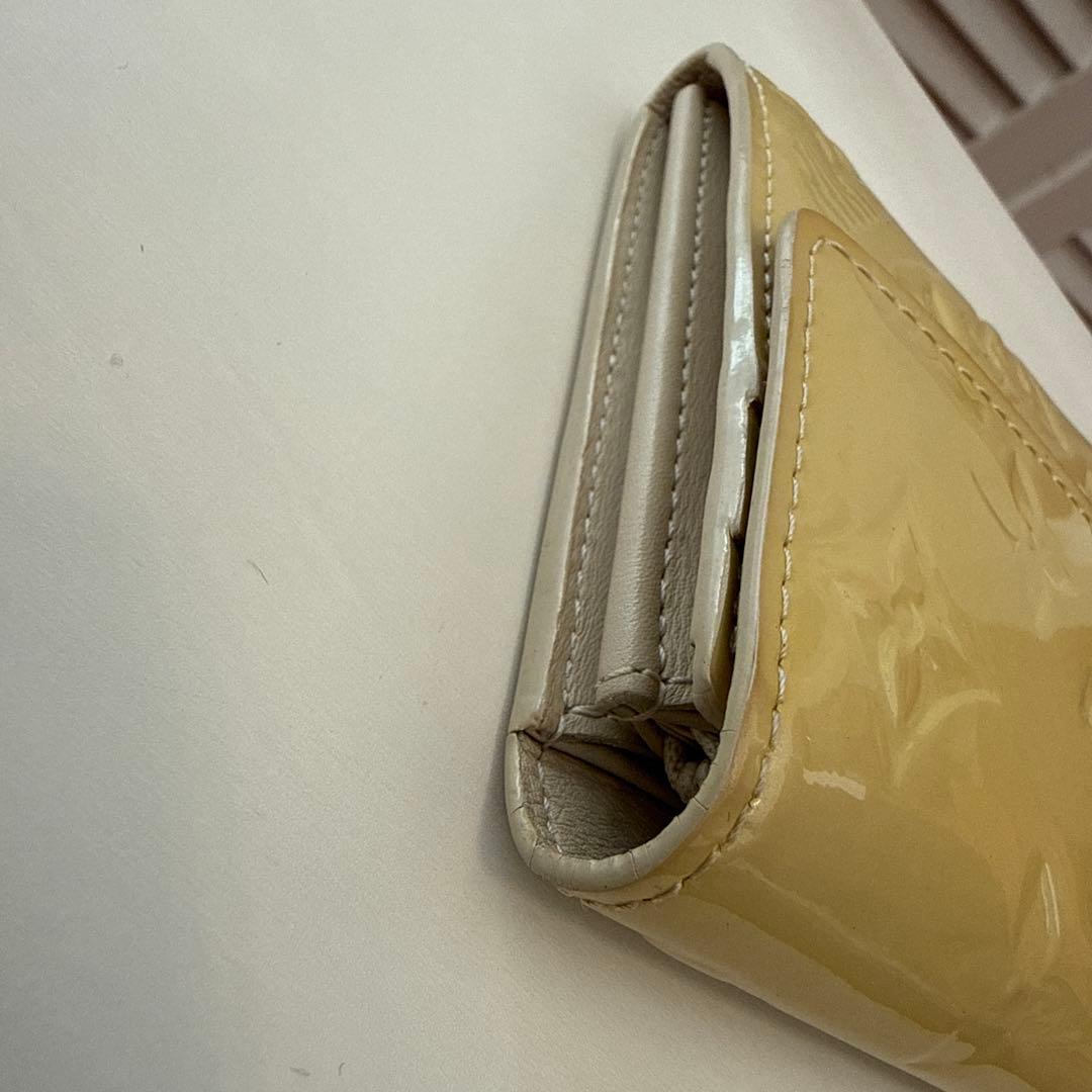 LOUIS VUITTON ルイヴィトン 長財布 ヴェルニ ポルトフォイユサラ
