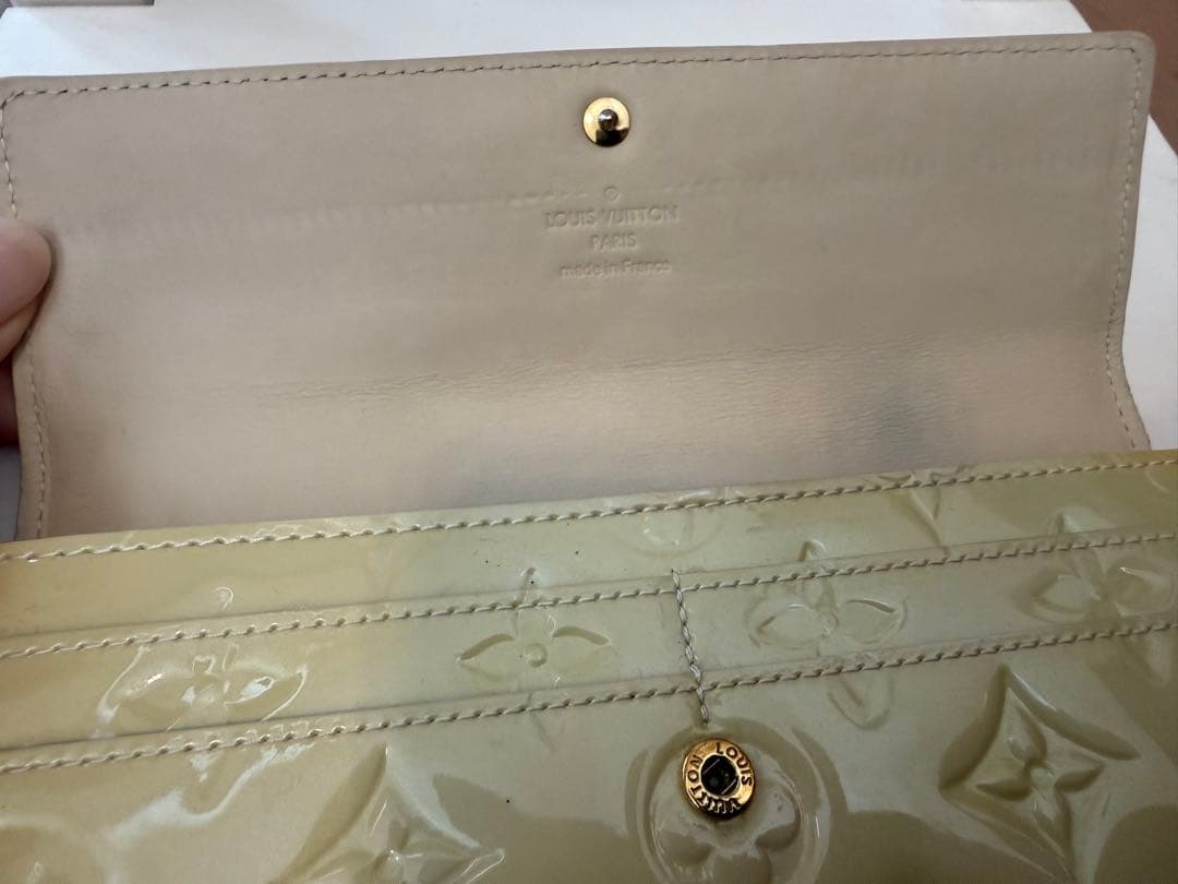 LOUIS VUITTON ルイヴィトン 長財布 ヴェルニ ポルトフォイユサラ