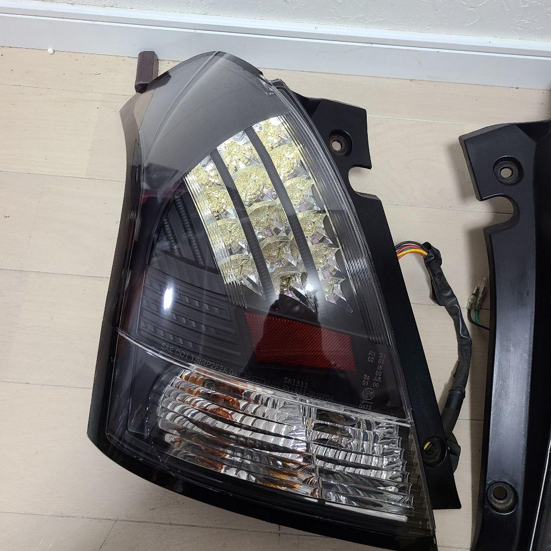 ZC31 スイフトスポーツ　社外LEDテールライト/SONAR　左右セット