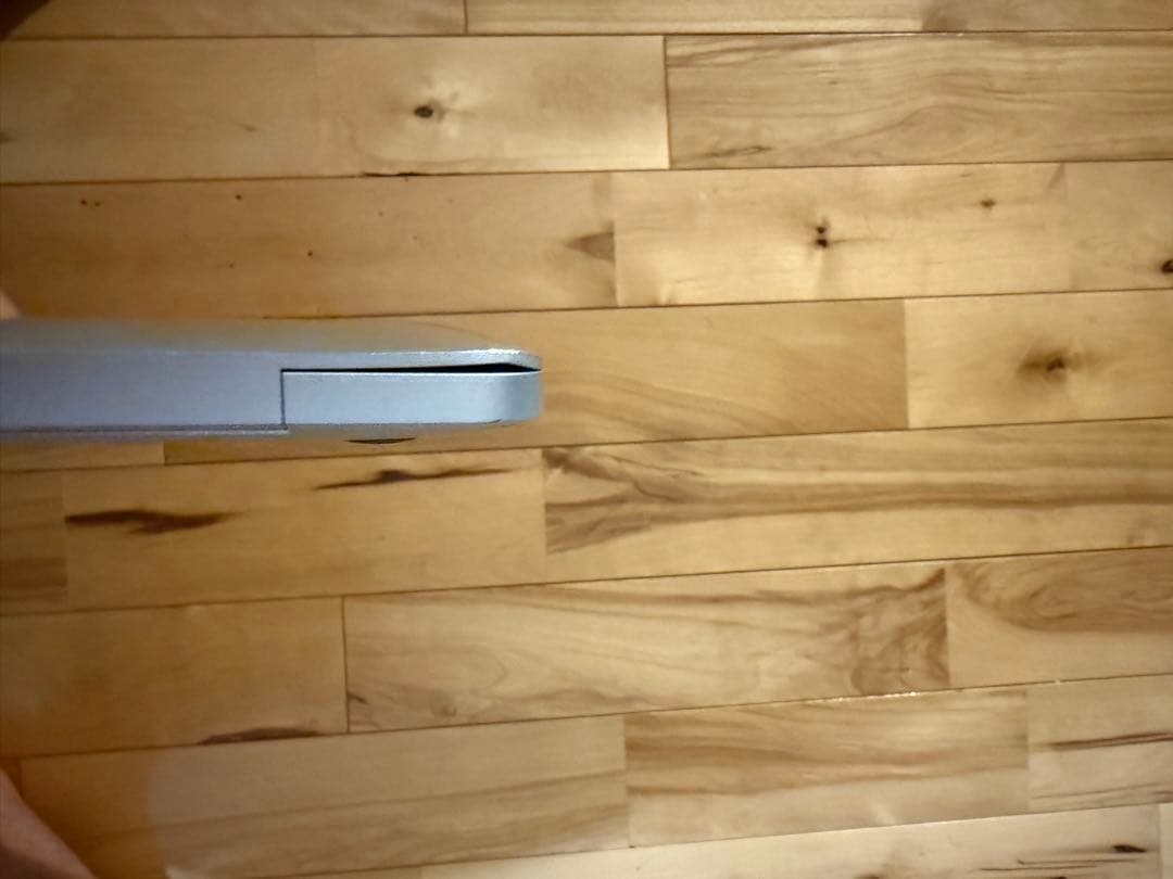 M1 MacBook Air(16GB/256GB) スペースグレイ