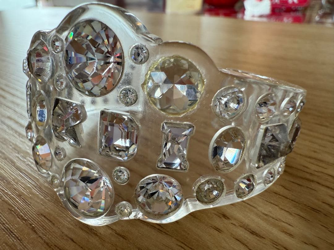 ディオール アクリル バングル クリスタル ビジュー