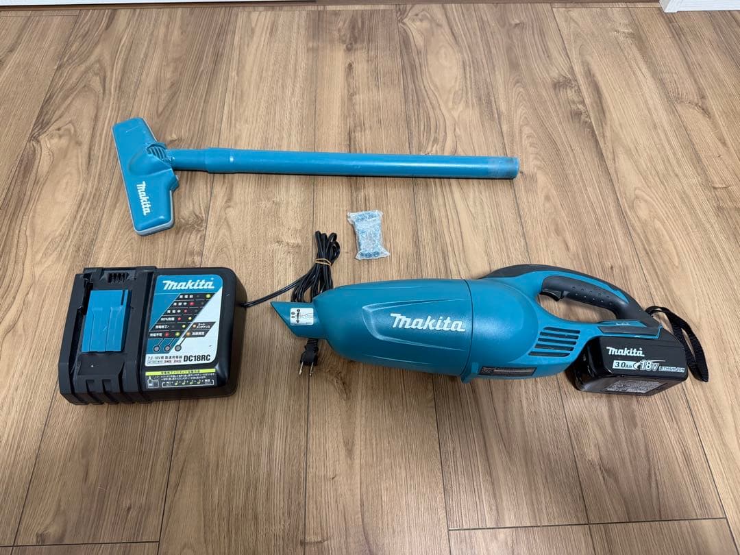 マキタ　コードレス掃除機 CL180FD バッテリー付