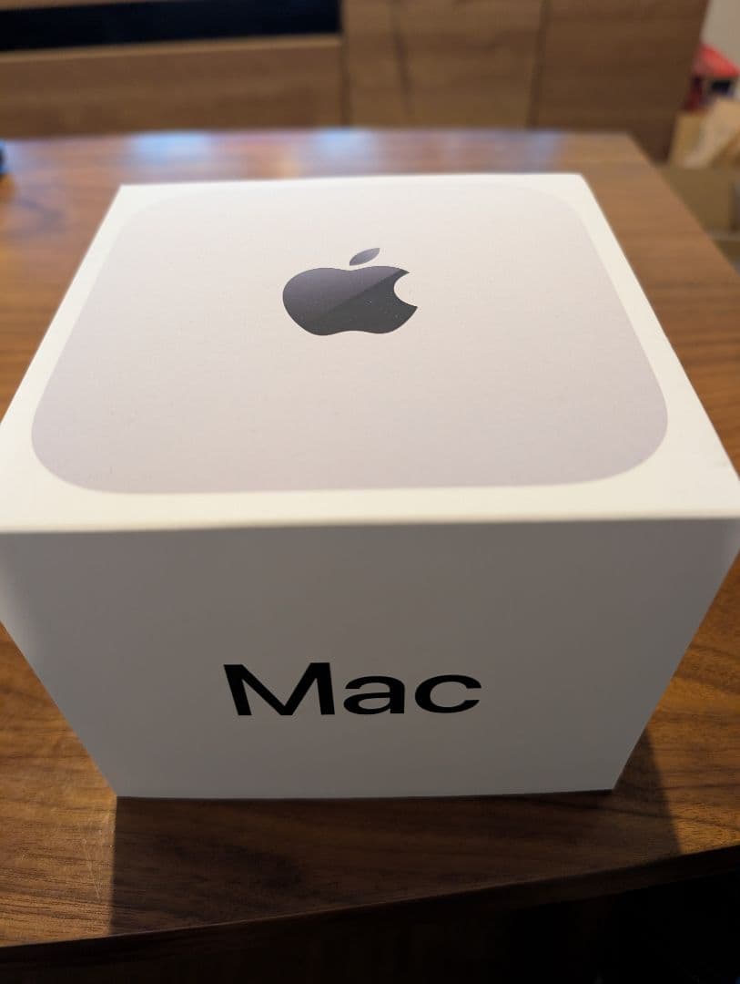 Mac mini Apple M4チップ 24GBメモリ 512GB
