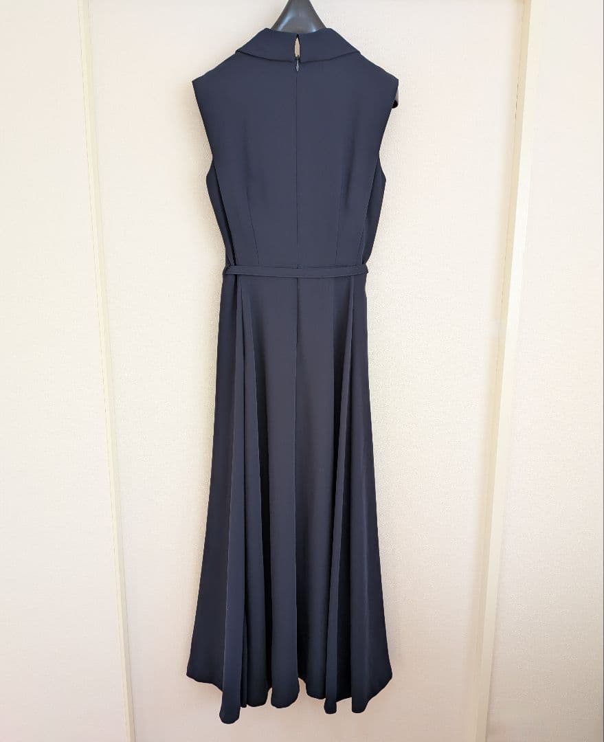 anuans　アニュアンス　ダブルサテンテーラードフレアワンピース