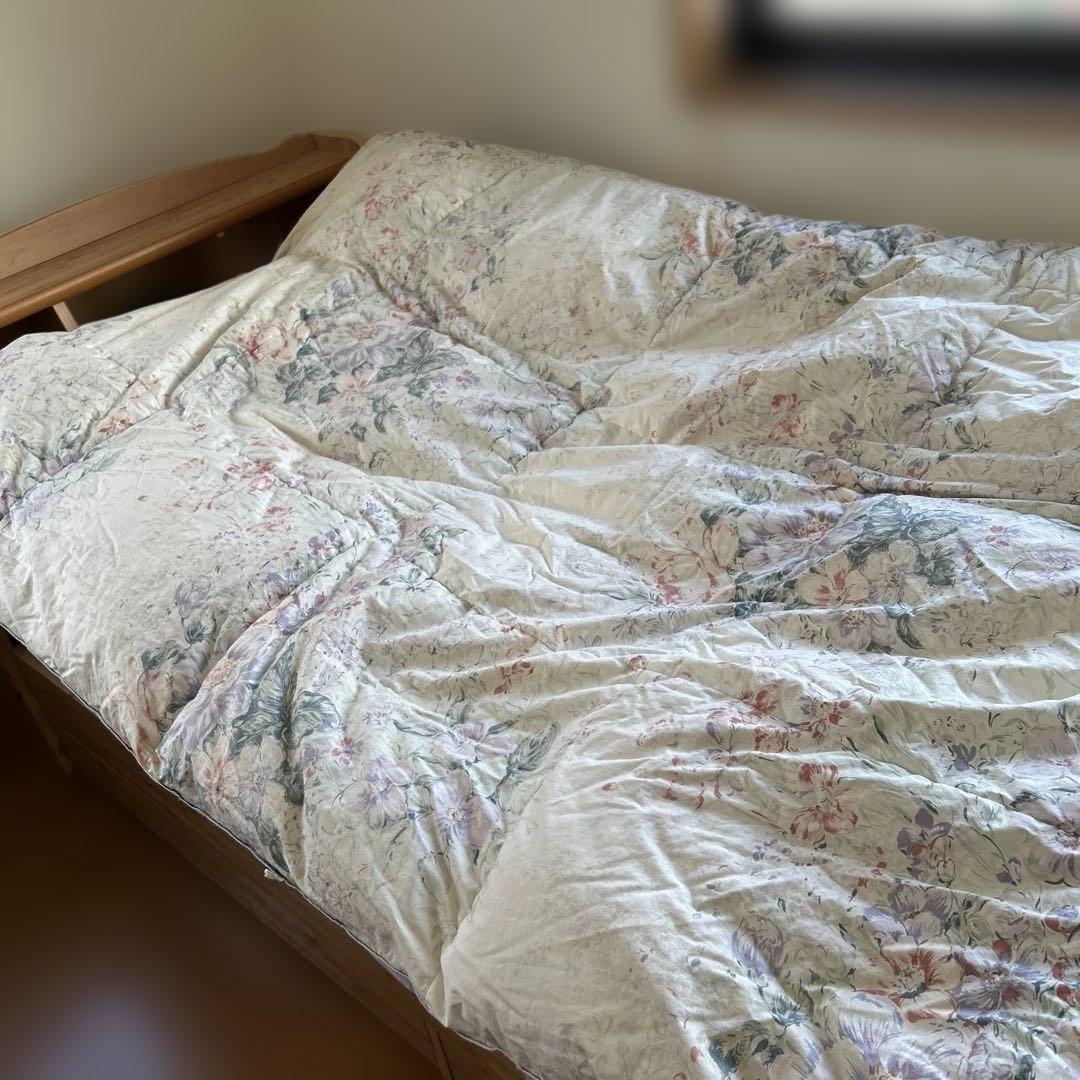 5.ホワイトダウン　高級羽毛布団　Ｄ90％来客用　ほぼ未使用　あったか1.4kg