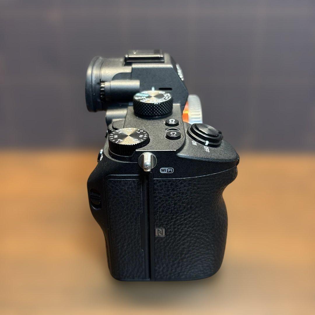 sai　12/13 23時まで【良品】SONY α7 III ボディ