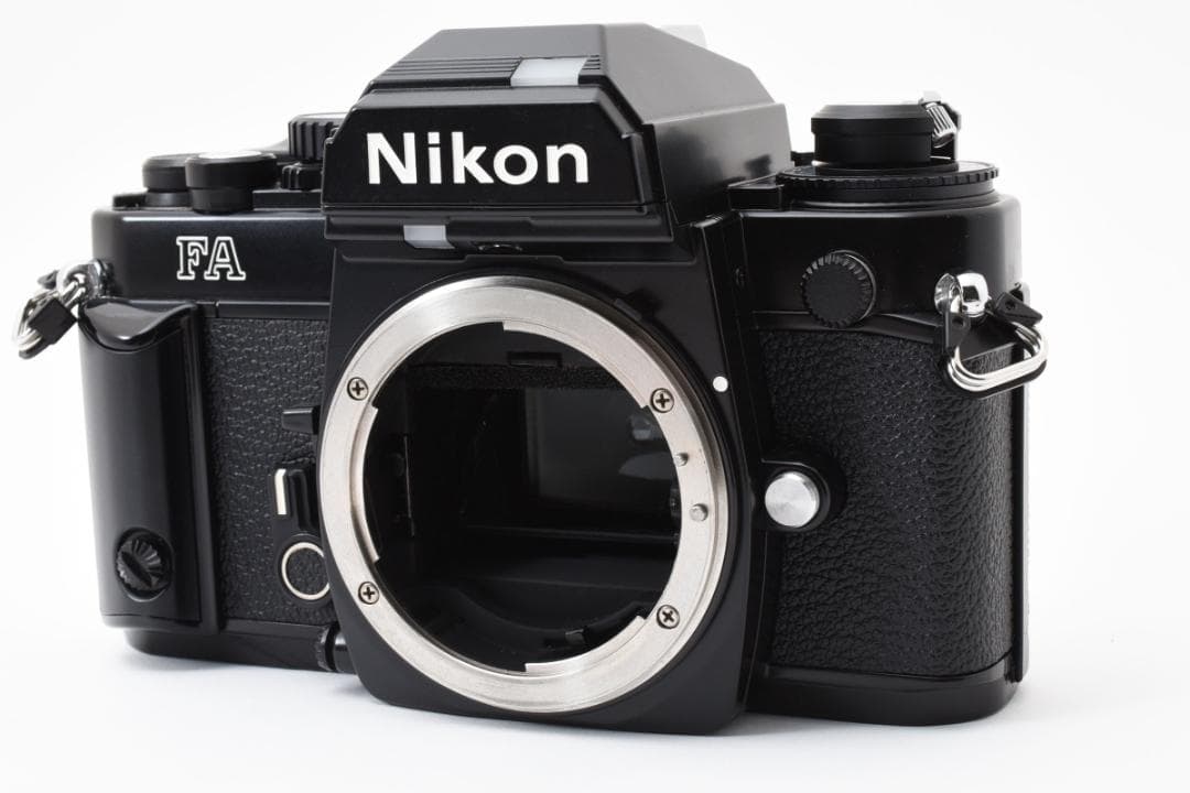 新品級 NIKON FA ブラック フィルムカメラ　モルト新品交換済 B332