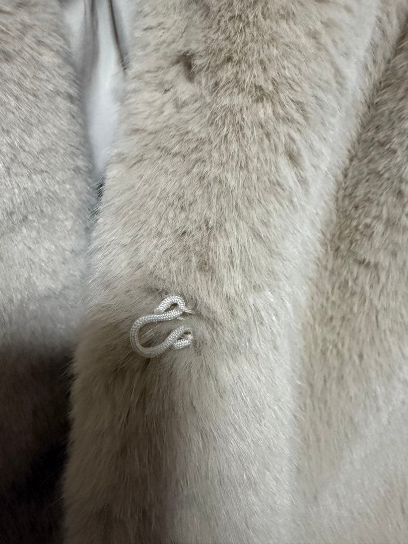 【yilon】WAISTMARK ECO FUR COAT