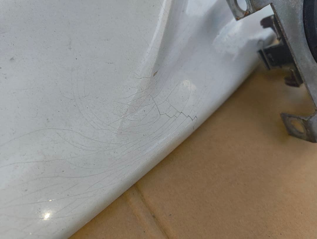 BH5 レガシィツーリングワゴン LIBERALフロントバンパー 手渡し希望