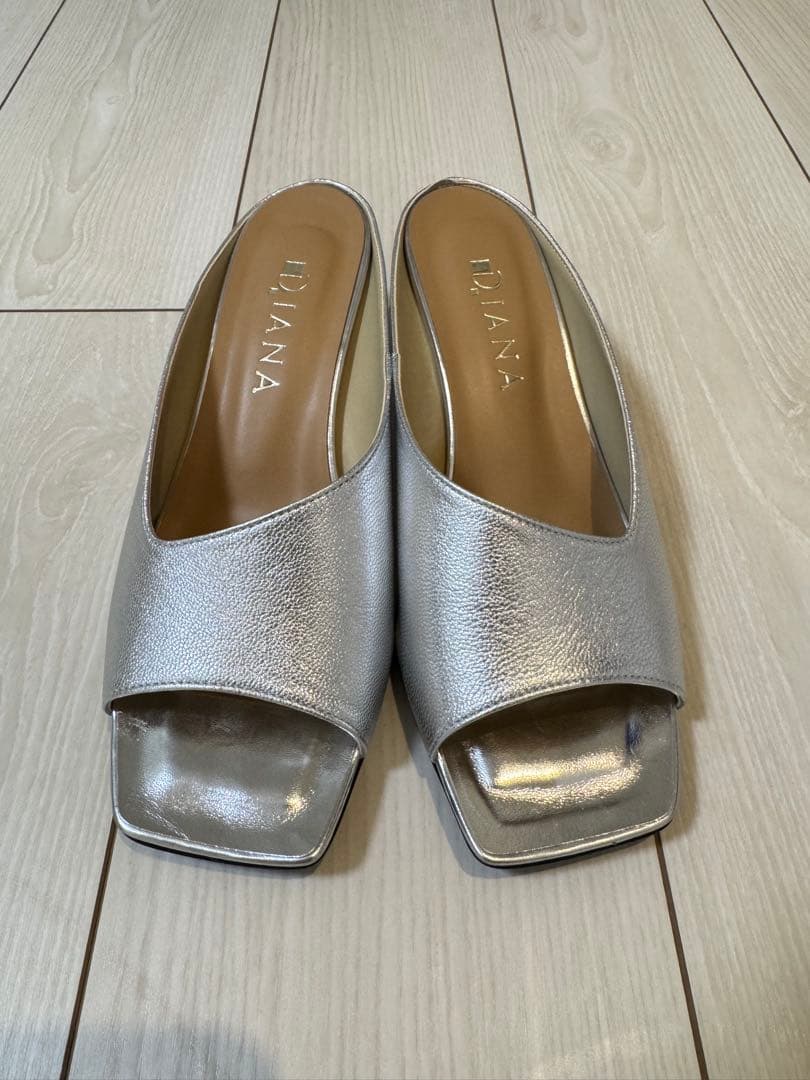 DIANA ダイアナ　ミュール　シルバー　美品