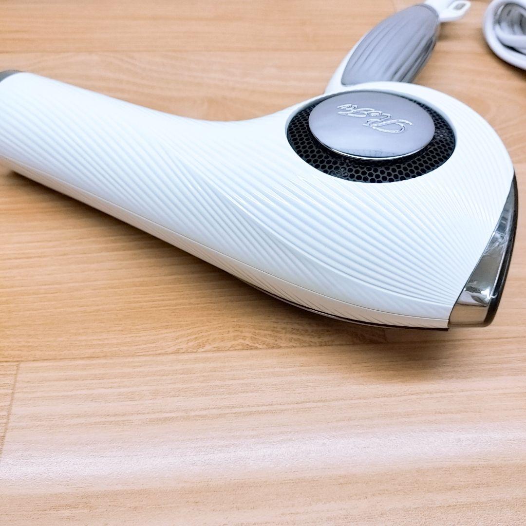 ほぼ未使用品⚡️Refa リファ ビューティック ドライヤー MTG