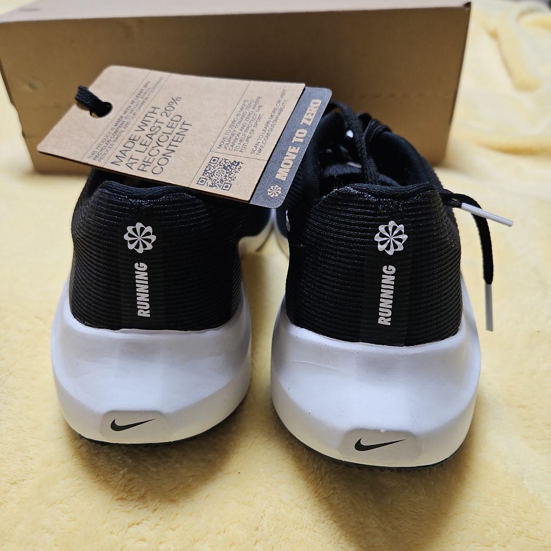 ナイキNIKEズームフライ5ブラック/ホワイト25.5cm黒　ZOOMFLY5