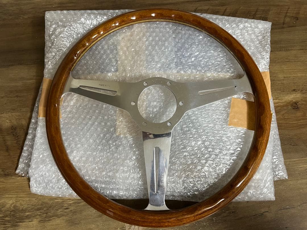 NARDI クラシック　36パイ　ホーンボタン有り　美品！！