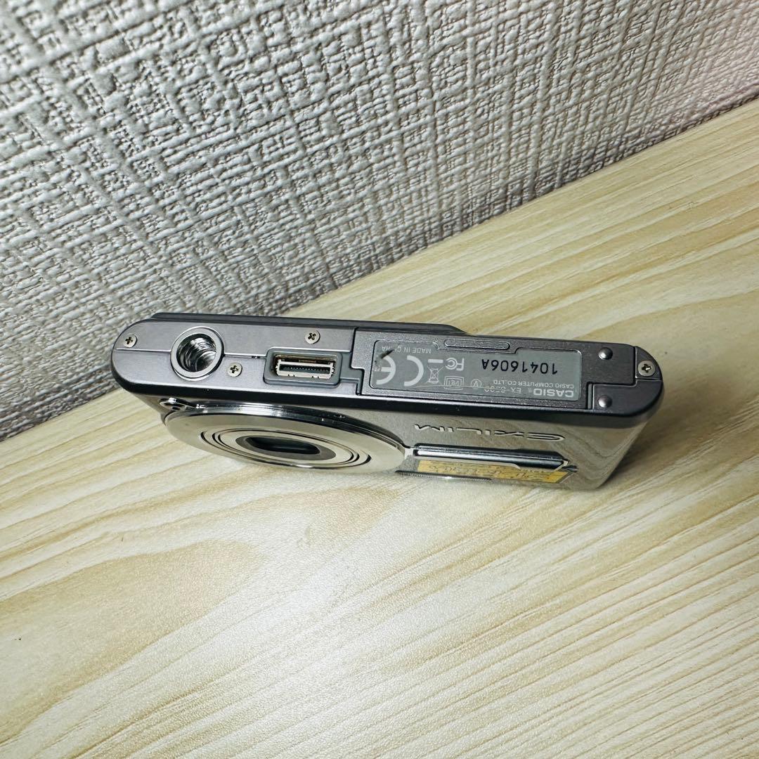 【美品】 CASIO カシオ EXILIM EX-S500 グレー