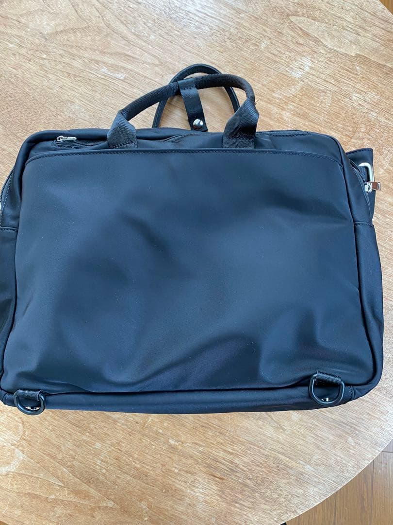 セレンエテールブラック ビジネスバッグ