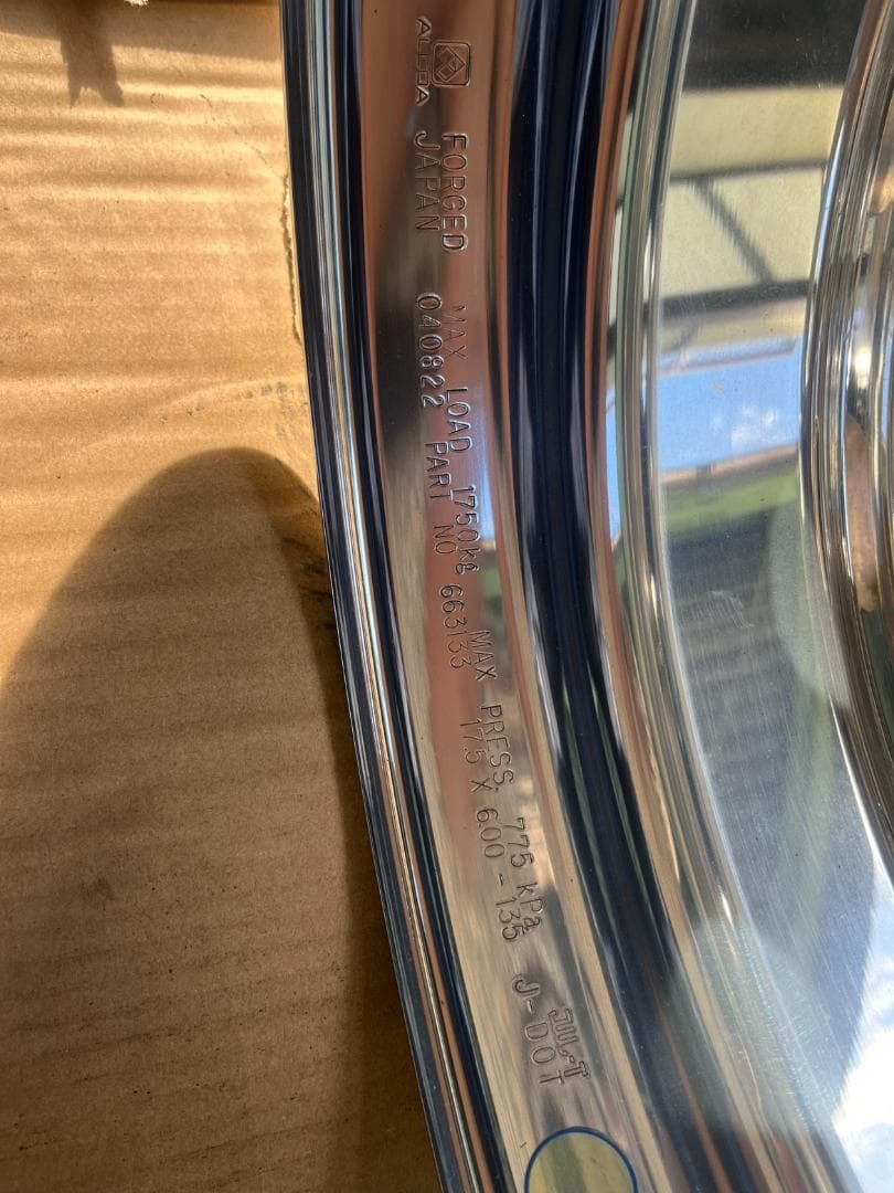 【ダイタケ】アルコア　ホイール　　17.5×6.00　　オフセット135