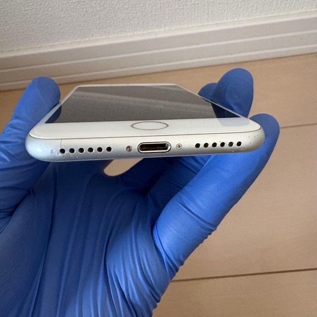 お*り様 iPhone 8 256GB シルバー