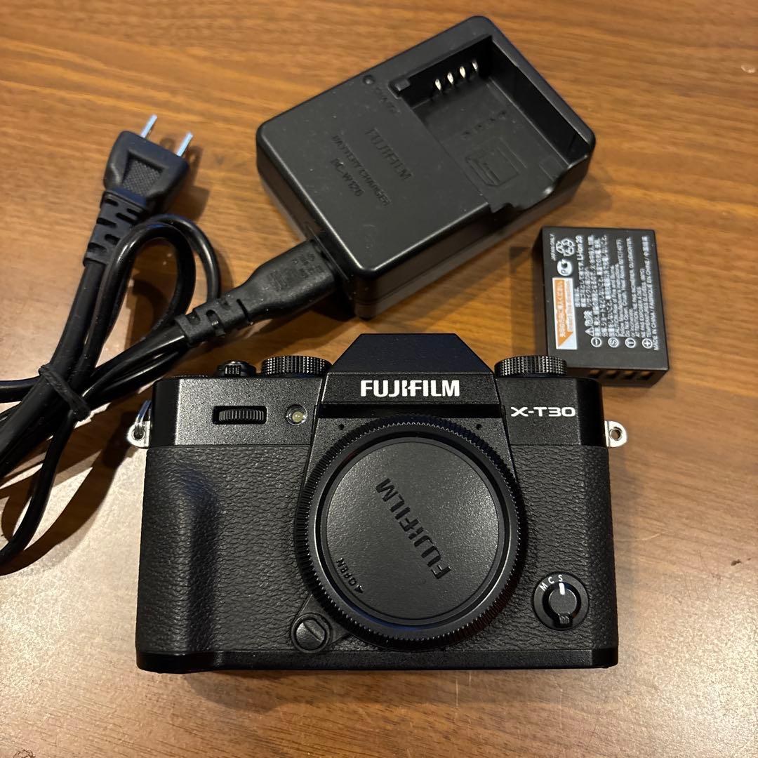 美品　fujifilm X-T30ボディ　4500ショット
