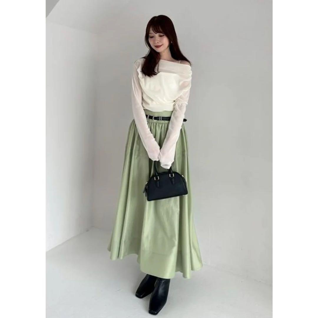 【美品】アシメドレープフロッキーチュールトップス アイボリー フレイアイディー