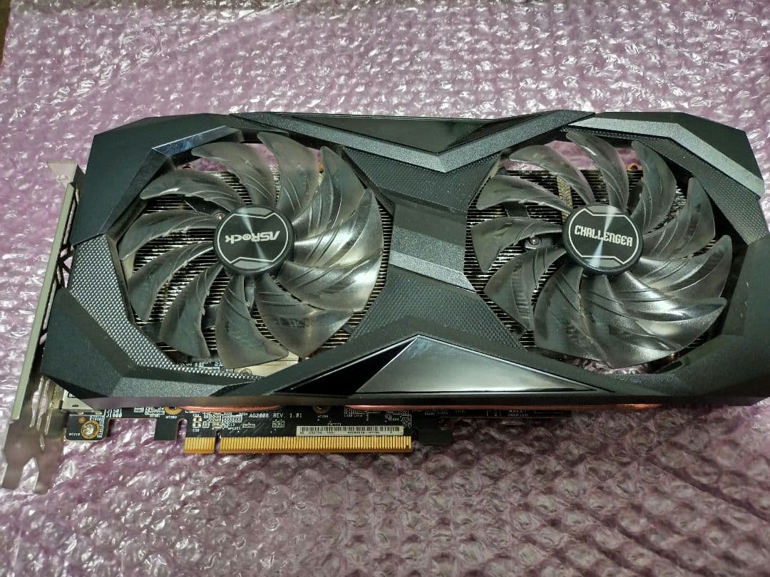 ASRock RX6600XT 起動確認済