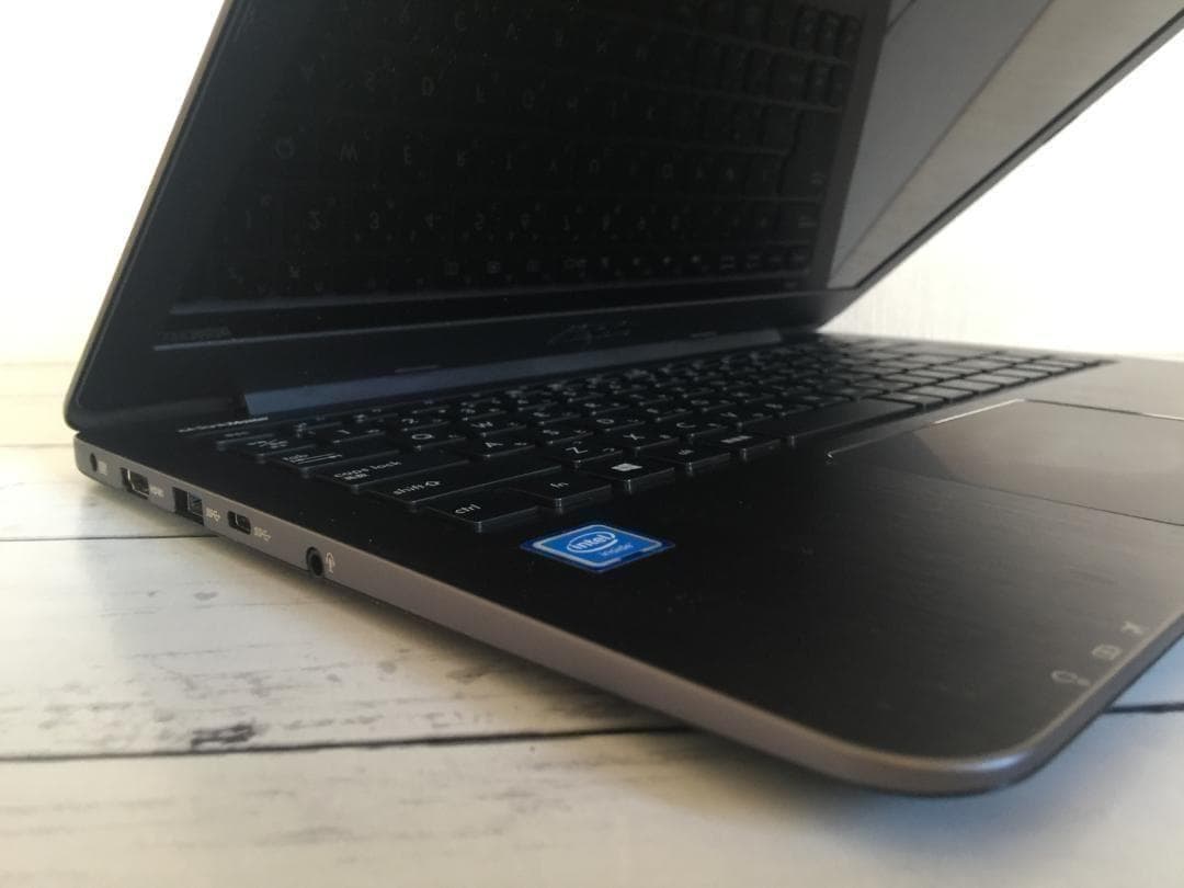 ASUS E403SA 14型TFT液晶 SSD 軽量コンパクトノートパソコン