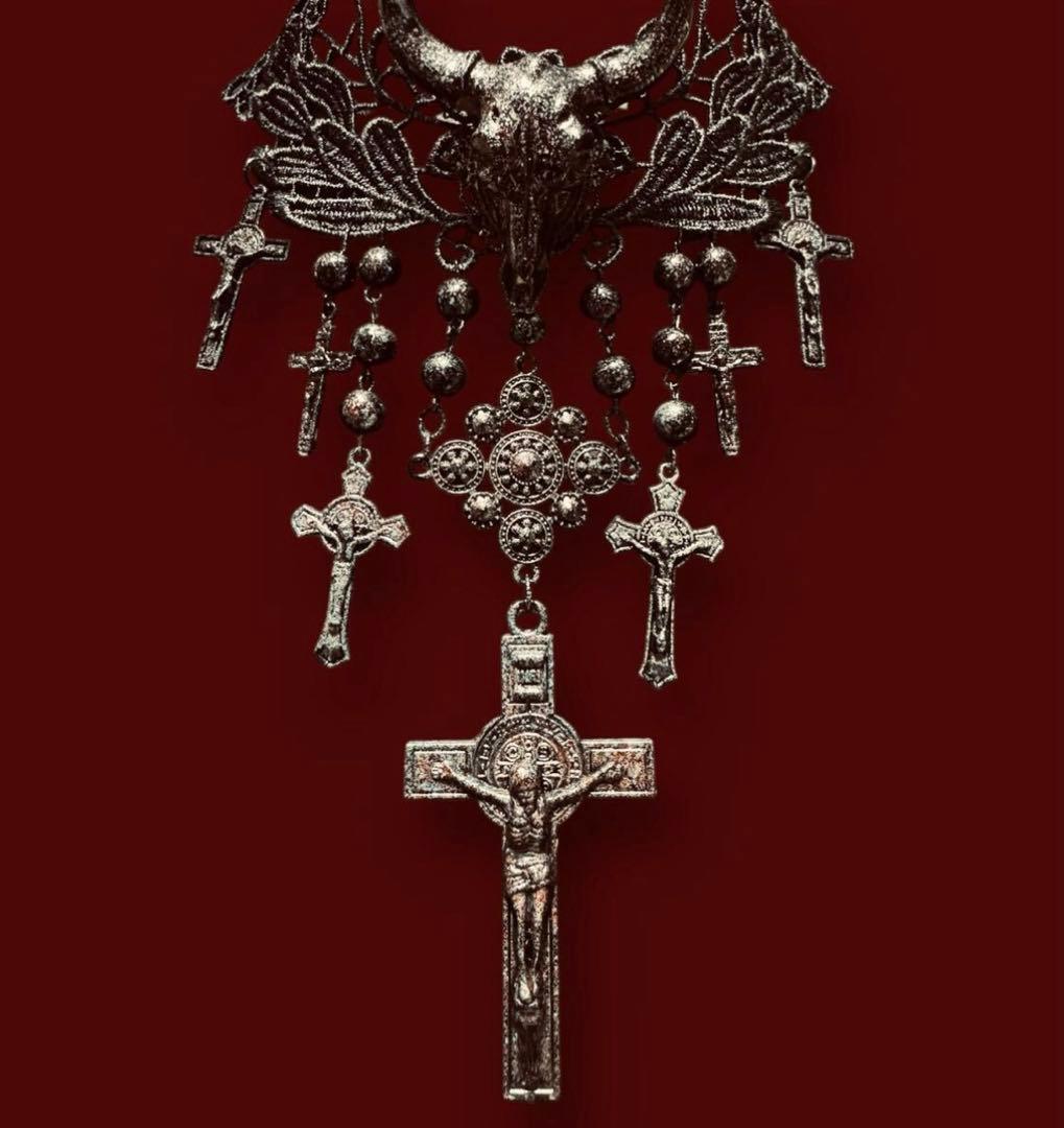 最終値下げ★ジャンポールゴルチエ★バッファロー7クロスチョーカーネックレス