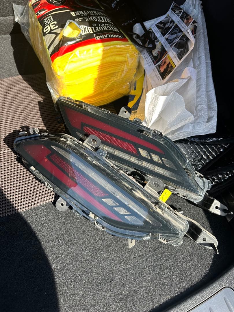 ハリアー80 リフレクター シーケンシャルウィンカー