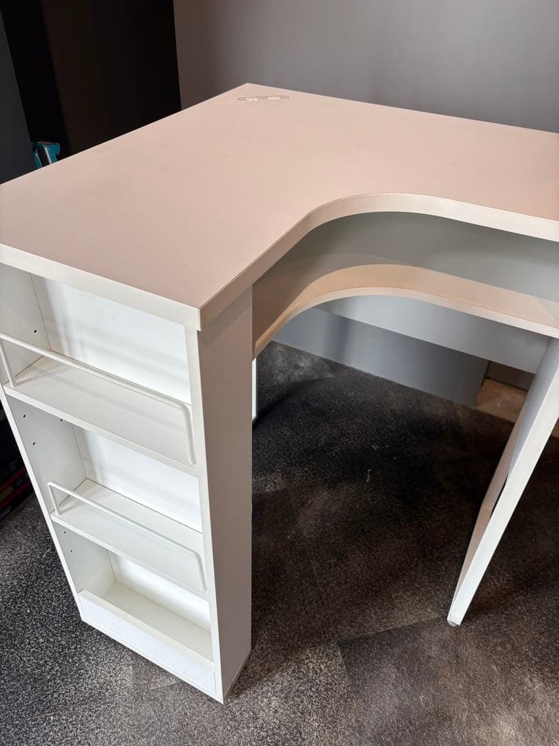 ト*モ様 L字ホワイトコーナーカウンターデスコンセント付き