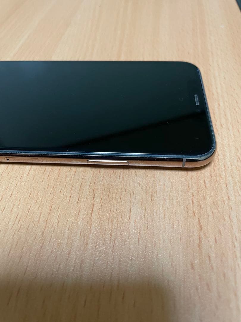 Apple iPhone 11 Pro ゴールド本体【中古品】