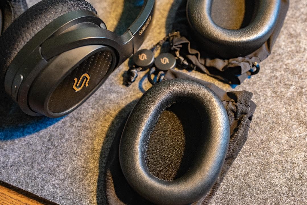 ワイヤレスヘッドホンEDIFIER STAX SPIRIT S3【付属品完備】