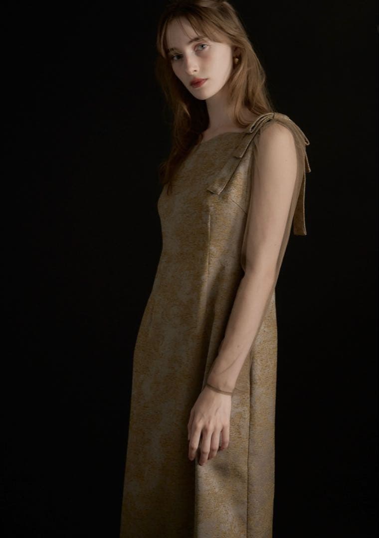 LE’RURE　Shoulder ribbon jacquard dress