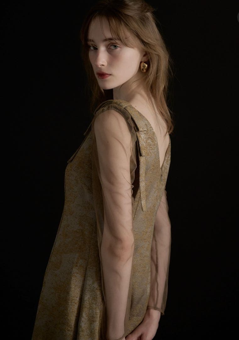 LE’RURE　Shoulder ribbon jacquard dress