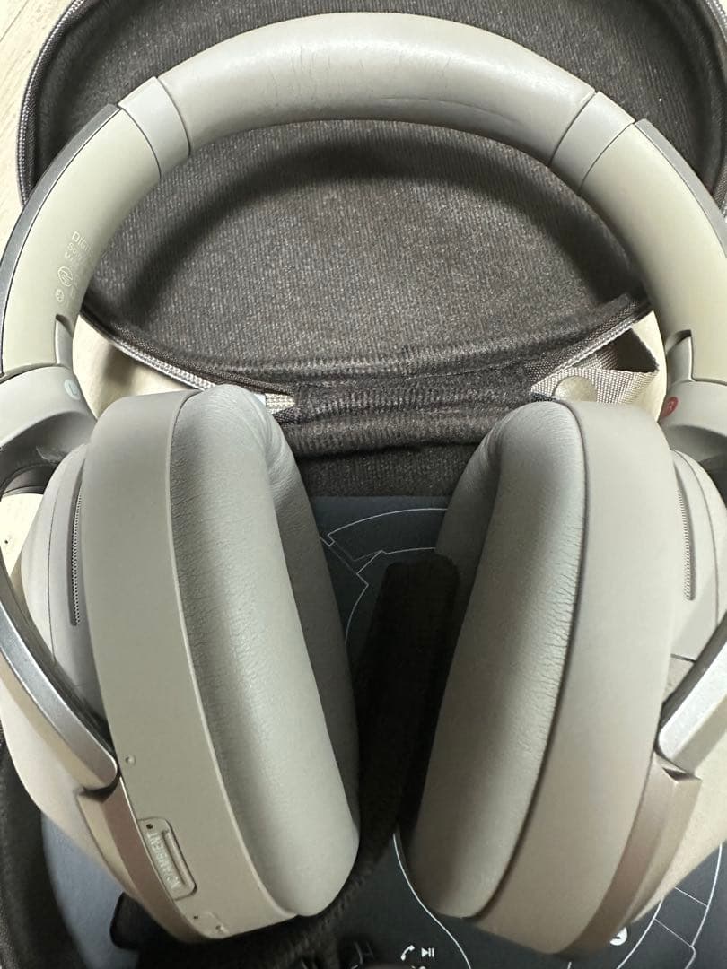 SONY ソニー　ヘッドホン　WH-1000XM2 WH 3 4 5