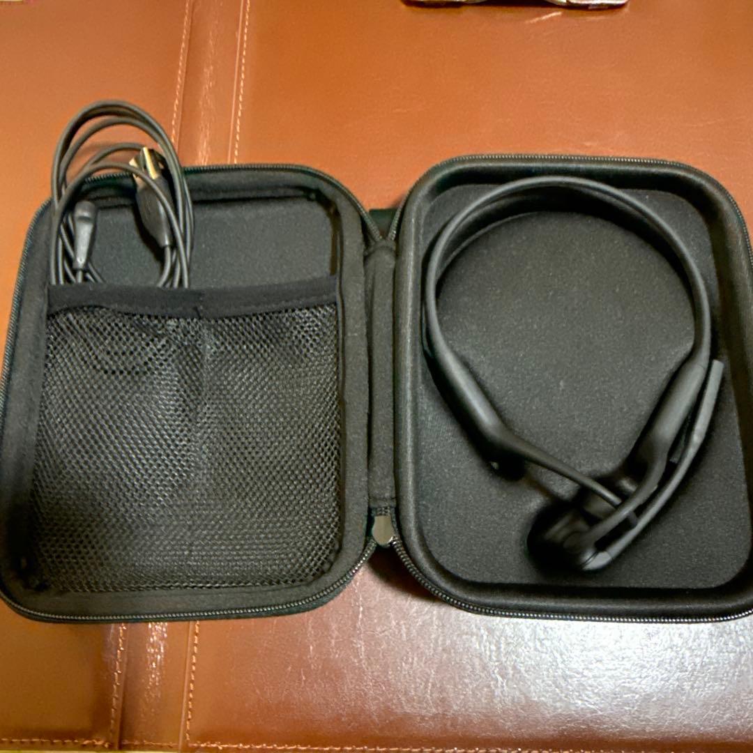 【専用ケース付外箱なし】Shokz OpenComm 　骨伝導