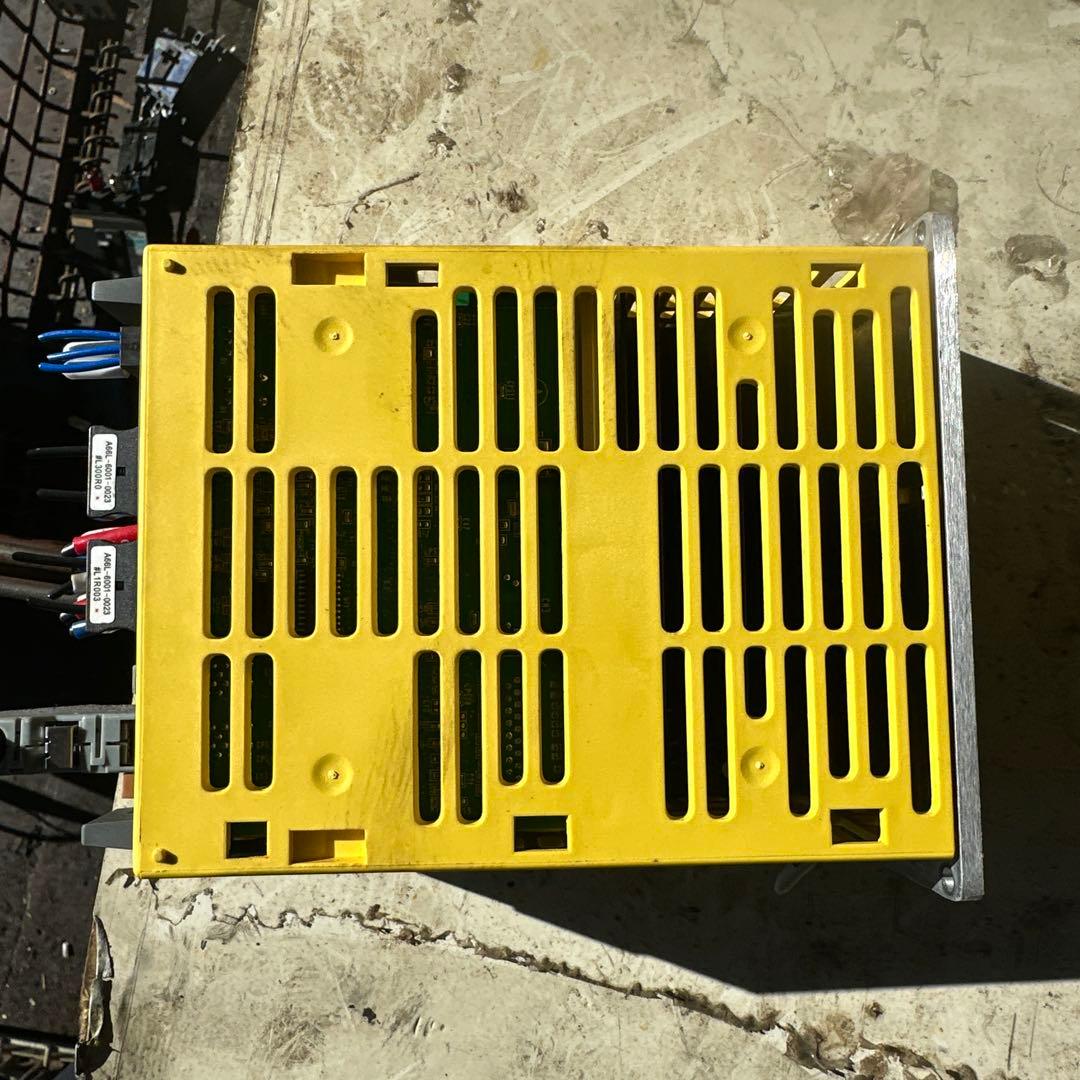 FANUC サーボアンプ A06B-6130-H002