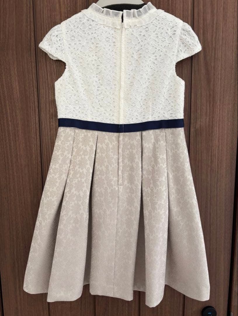 yuu⭐︎a.v.v フォーマルドレス ホワイト・ベージュ