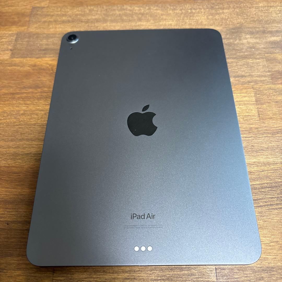 Apple iPad Air(第5世代) スペースグレー 本体