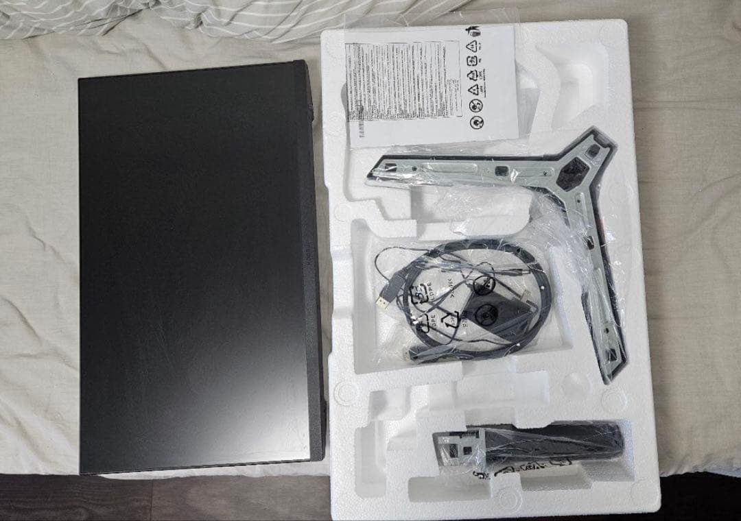 KOORUI 165hz 24インチ 24E3 ゲーミングモニター