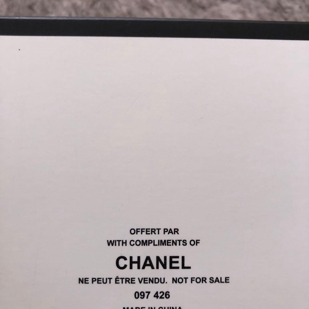 シャネル Chanel アクリル コスメ スタンド