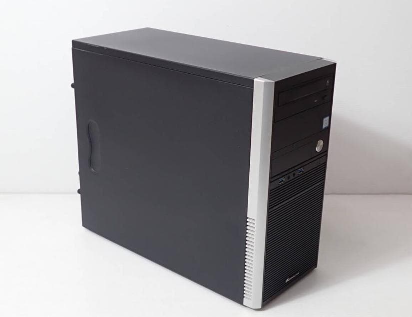 動作品　第8世代Xeon E-2186G DDR4-32GB SSD256GB