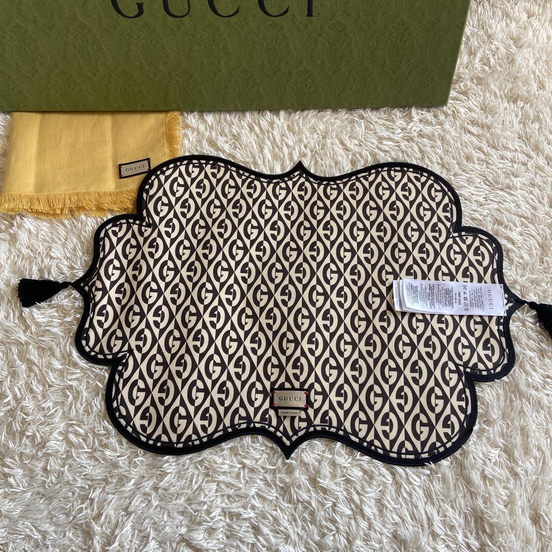 極美品　グッチ　プレイスマット　ライオン　刺繍　タッセル　742069 箱付