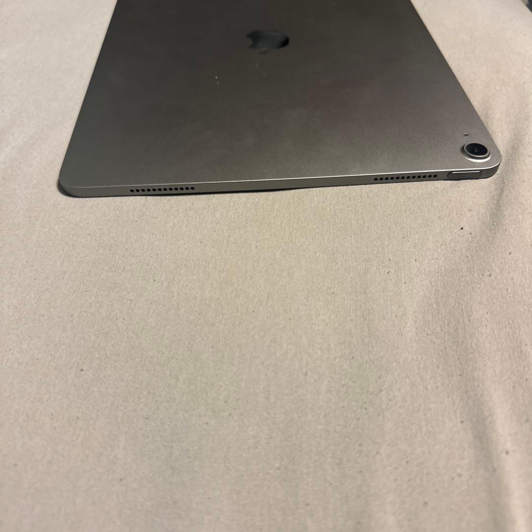 iPad Air 13インチ バッテリー98% Wi-Fi 128GB 15