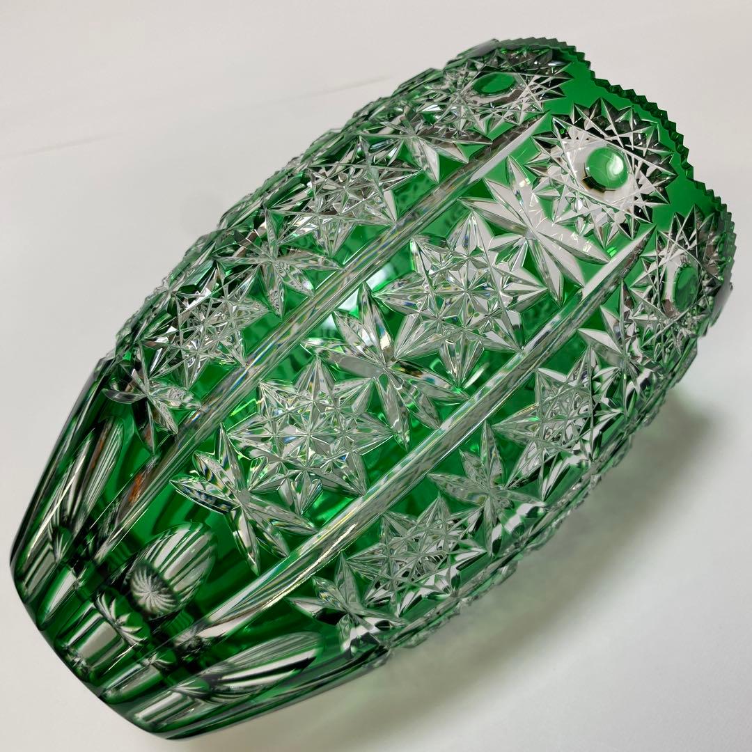 Ajka アイカ　クリスタル　切子　花瓶　フラワーベース　1点　グリーン　緑