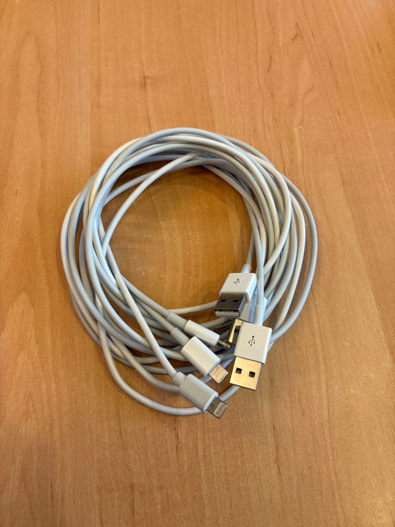 【美品】iPhone SE 第3世代 128GB 新品フィルム等付