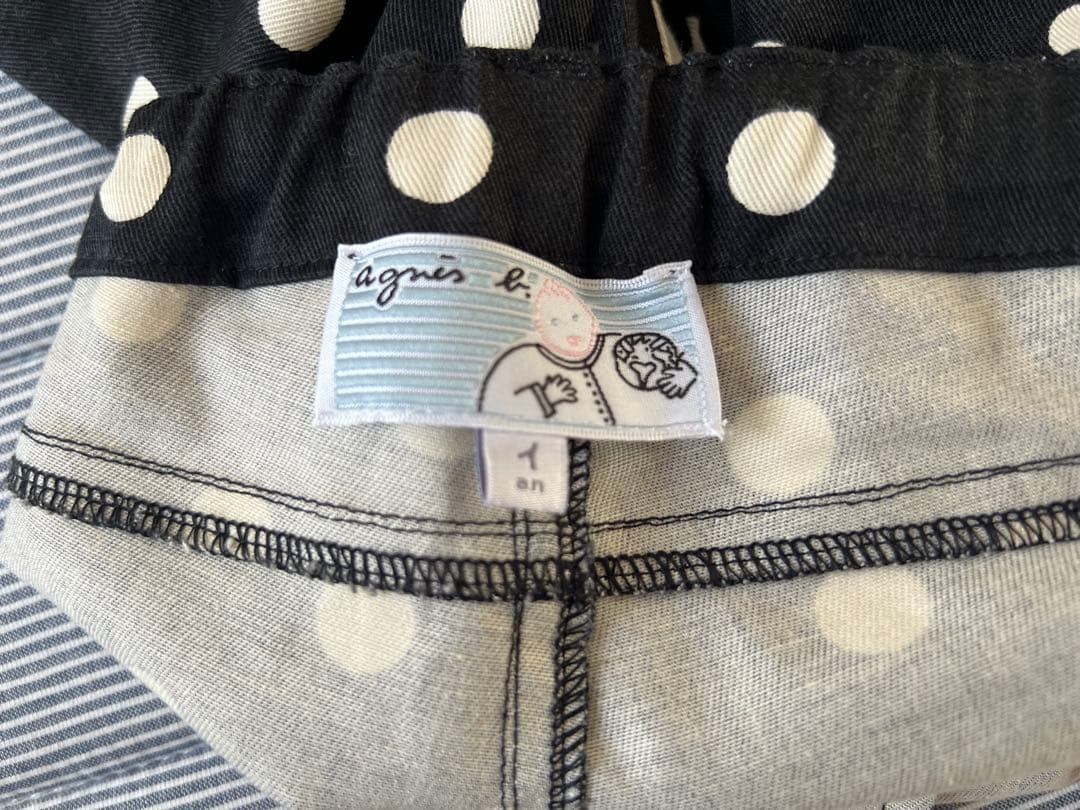 アニエスベーの黒と白の水玉模様 ベビーパンツ