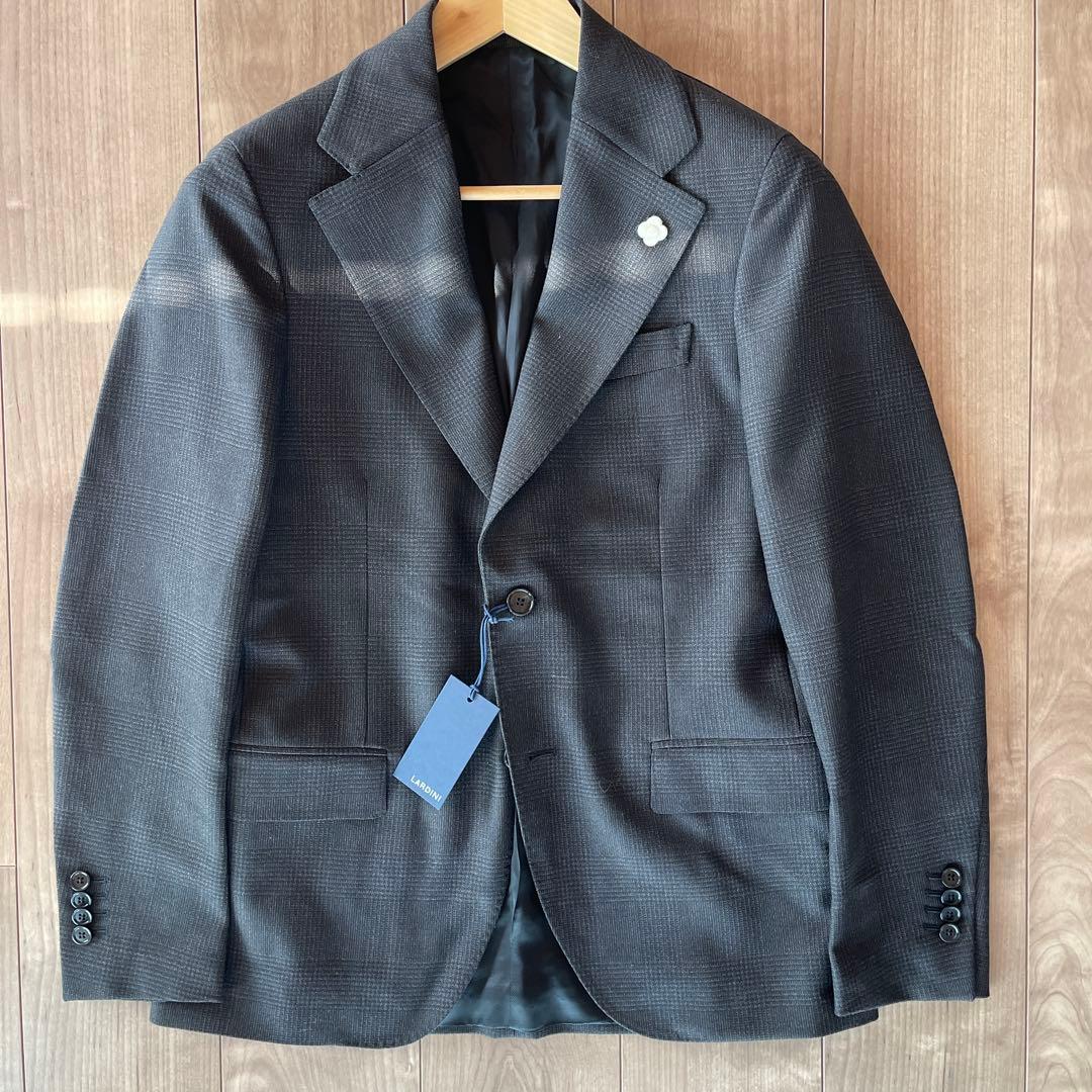 ssyy-aa　新品LARDINI ラルディーニ スーツ 46